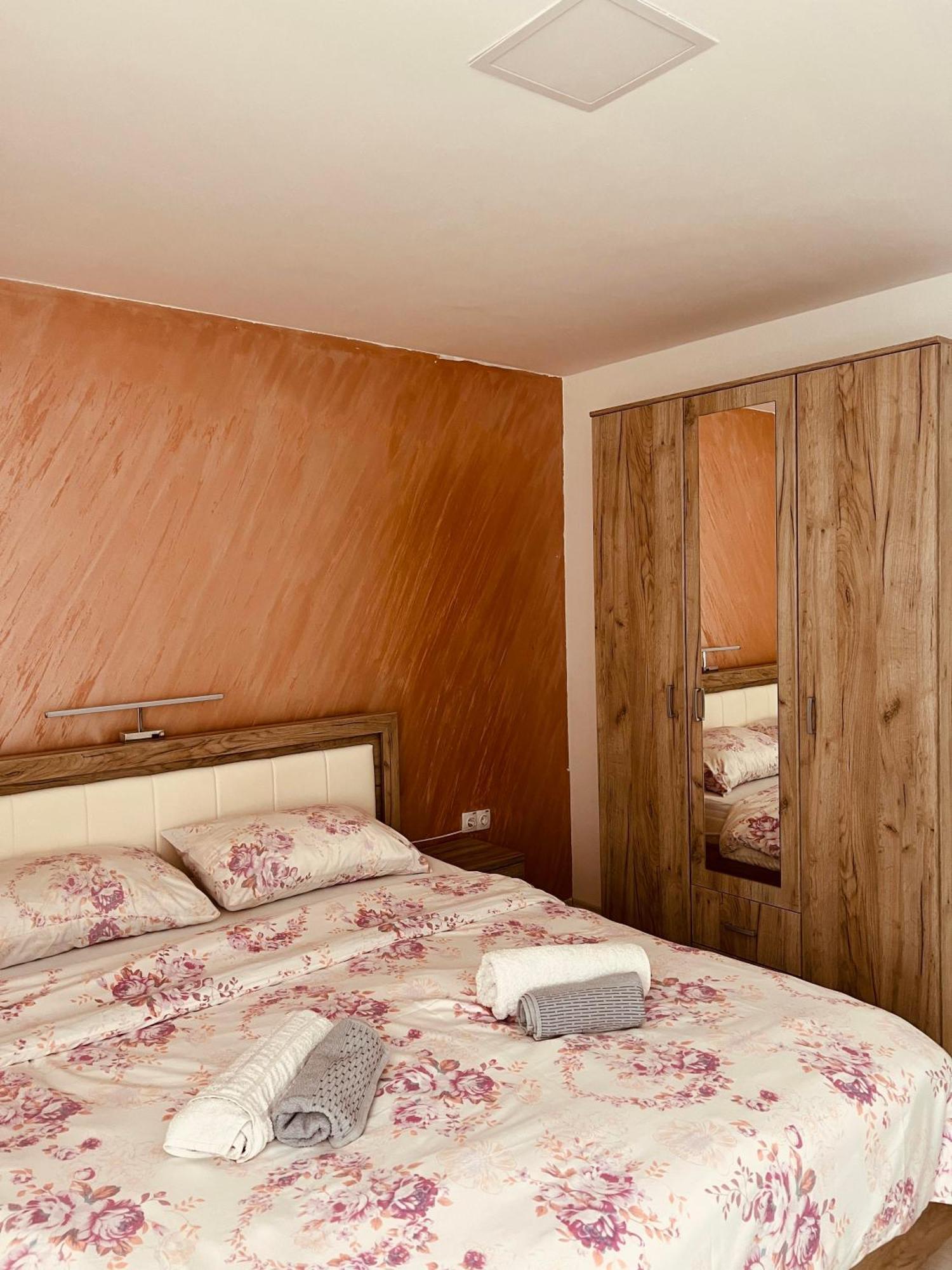 Zeleni Dvor Bed & Breakfast Ribarska Banja Exterior photo